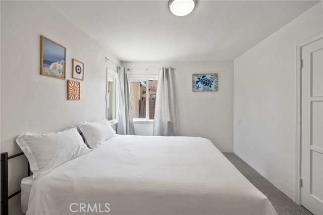 108 Bennett Avenue, Long Beach CA: https://media.crmls.org/medias/d3a452f8-9e6f-4fc5-81f9-cbf48bbc1ec9.jpg