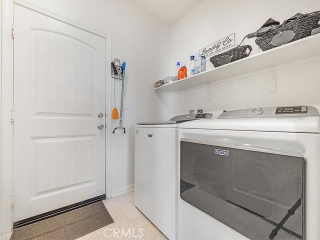 Detail Gallery Image 11 of 38 For 12708 Ojo Caliente St, Victorville,  CA 92392 - 4 Beds | 3 Baths