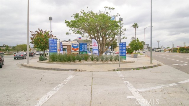 250 Atlantic Boulevard, East Los Angeles CA: https://media.crmls.org/medias/d3a55d57-786e-4854-93b6-f1e3adf3ce9a.jpg