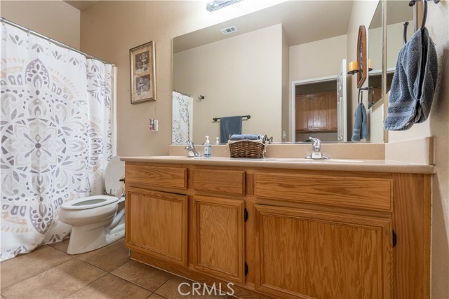 Detail Gallery Image 15 of 21 For 2507 E Nugent St, Lancaster,  CA 93535 - 3 Beds | 2 Baths