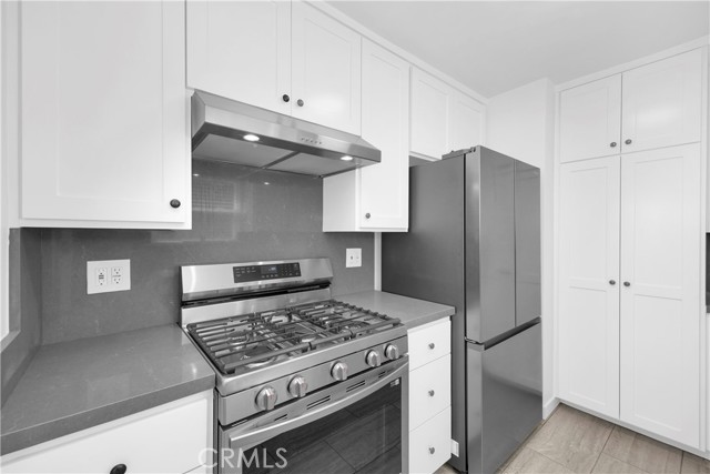 502 36th Street, Newport Beach CA: https://media.crmls.org/medias/d3a75e15-45ec-4212-9d5c-c663c45e50bd.jpg