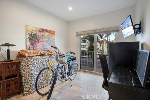 Detail Gallery Image 17 of 28 For 25 15th Pl #605,  Long Beach,  CA 90802 - 2 Beds | 2 Baths