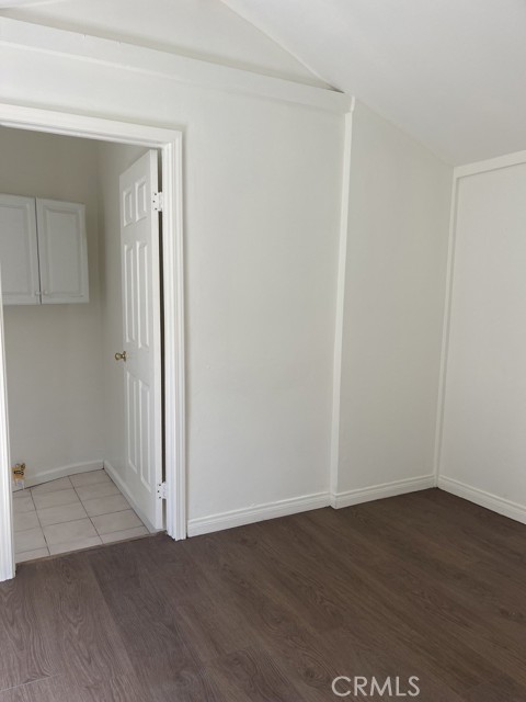 Detail Gallery Image 6 of 12 For 2409 Hyperion Ave, Los Angeles,  CA 90027 - 1 Beds | 1 Baths