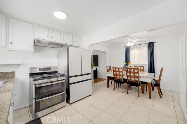 1143 West 66th, Los Angeles CA: https://media.crmls.org/medias/d3ab5507-6735-44b4-b910-02c87ff9916c.jpg