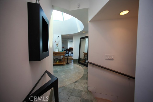 Detail Gallery Image 27 of 53 For 3807 Crest Rd, Rancho Palos Verdes,  CA 90275 - 5 Beds | 6/1 Baths