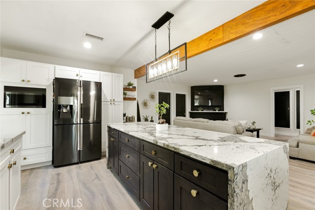 Detail Gallery Image 14 of 47 For 1122 E 26th St, San Bernardino,  CA 92404 - 5 Beds | 2 Baths