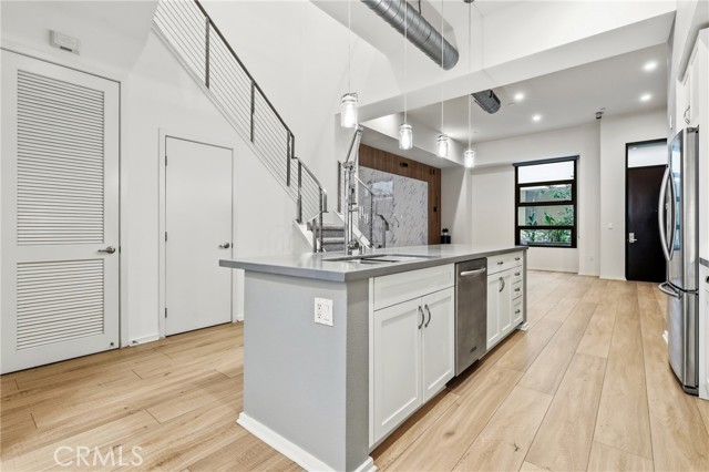 Detail Gallery Image 11 of 40 For 133 the Promenade #118,  Long Beach,  CA 90802 - 2 Beds | 2/1 Baths