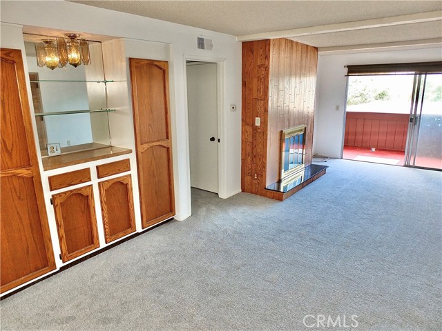 Detail Gallery Image 48 of 74 For 2805 E 3rd Street #10 #10,  Long Beach,  CA 90814 - 2 Beds | 2 Baths
