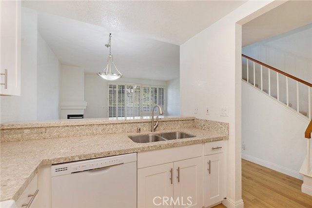 Detail Gallery Image 8 of 19 For 55 Santa Loretta #37,  Rancho Santa Margarita,  CA 92688 - 2 Beds | 2/1 Baths