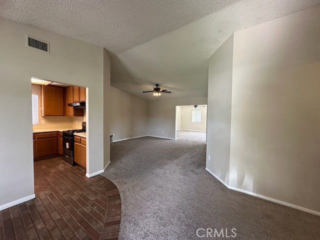 Detail Gallery Image 3 of 17 For 26251 Lazy Creek Rd, Menifee,  CA 92586 - 3 Beds | 2 Baths