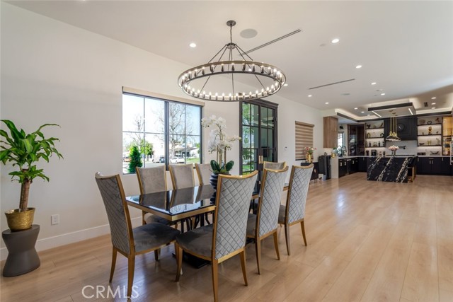 Detail Gallery Image 32 of 70 For 7714 Lasaine Ave, Northridge,  CA 91325 - 3 Beds | 4 Baths