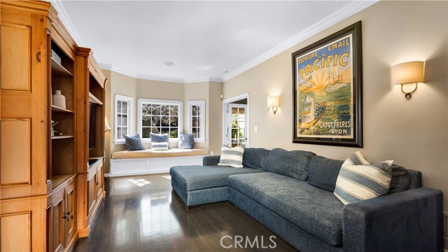 Detail Gallery Image 33 of 69 For 2042 N Ross St, Santa Ana,  CA 92706 - 3 Beds | 2/1 Baths