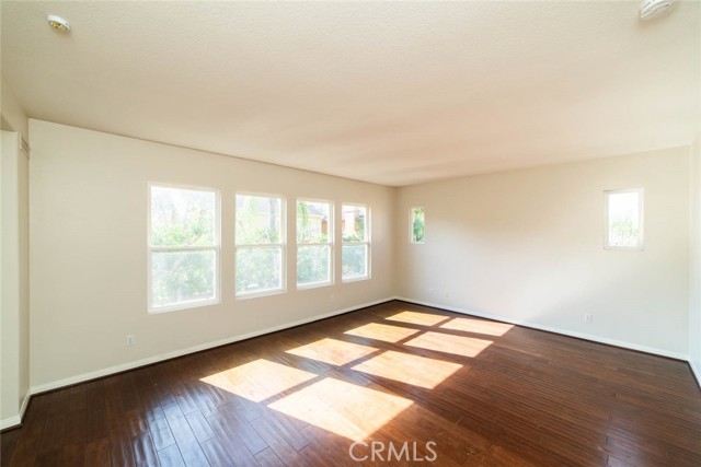 Detail Gallery Image 32 of 51 For 6 Roseleaf, Irvine,  CA 92620 - 5 Beds | 3/1 Baths