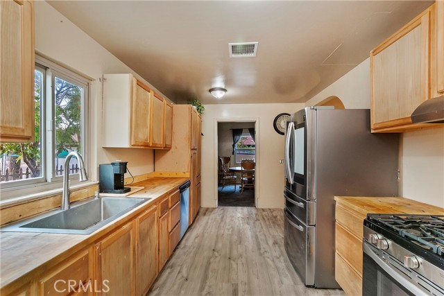 Detail Gallery Image 9 of 38 For 6374 Linda Lee Dr, Yucca Valley,  CA 92284 - 3 Beds | 2 Baths