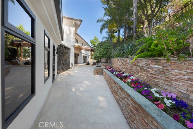 Image 2 of 75 For 4032 Rogen Drive