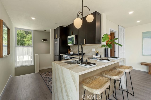 Detail Gallery Image 8 of 36 For 7010 Loyal Trl, Los Angeles,  CA 90068 - 2 Beds | 3 Baths