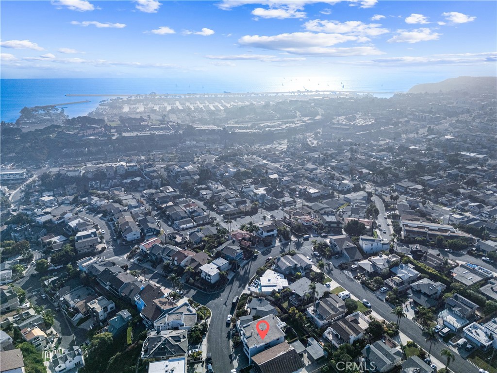 https://media.crmls.org/medias/d3b30ee7-0775-440d-82ea-00dd8c7a80da.jpg?preset=X-Large