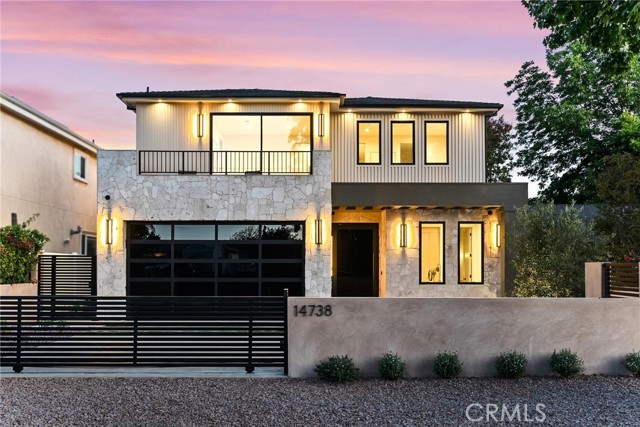 Detail Gallery Image 3 of 75 For 14738 Otsego St, Sherman Oaks,  CA 91403 - 5 Beds | 5/1 Baths