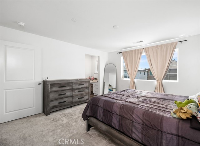 Detail Gallery Image 31 of 50 For 2502 Gunner Ridge Way, Rialto,  CA 92377 - 3 Beds | 2/1 Baths