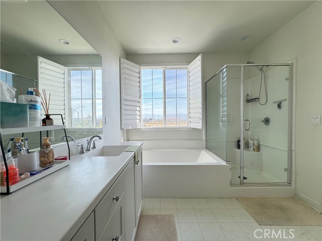 3530 E Delight Paseo, Ontario CA: https://media.crmls.org/medias/d3b485fa-2608-48f4-845f-bf9cf3c81f3b.jpg