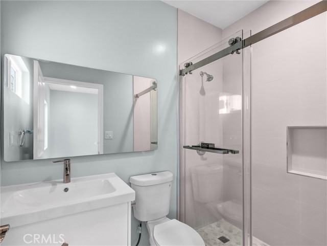 2451 Graydon Avenue, Monrovia CA: https://media.crmls.org/medias/d3b64d7a-e08f-4427-aed3-a3292f2d2a31.jpg