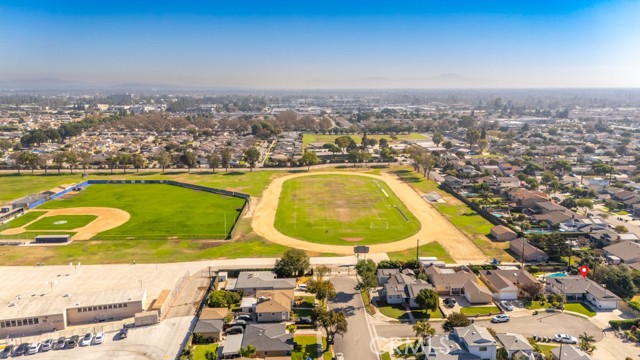 5820 Spahn Avenue, Lakewood, California 90713, 3 Bedrooms Bedrooms, ,2 BathroomsBathrooms,Single Family Residence,For Sale,Spahn,PW24219298