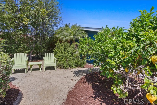 Detail Gallery Image 4 of 29 For 7591 Quebec Dr, Huntington Beach,  CA 92648 - 5 Beds | 3 Baths