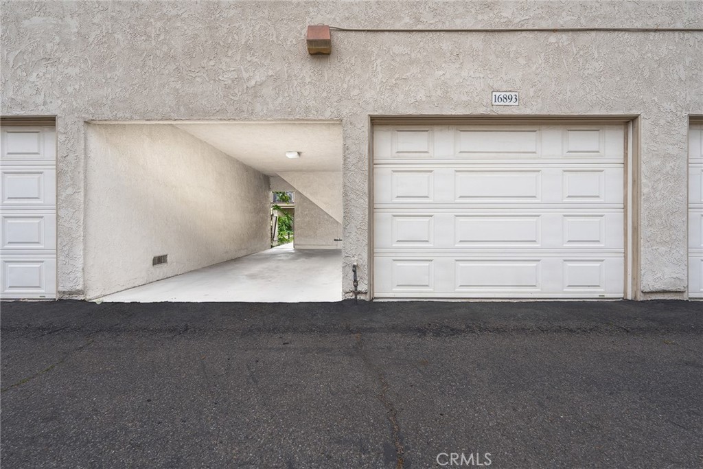 https://media.crmls.org/medias/d3b6bc8a-07a7-41e3-9cb9-215a7186105d.jpg?preset=X-Large