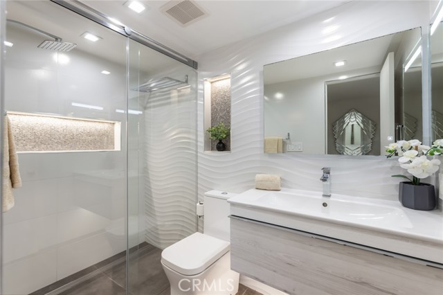 Detail Gallery Image 26 of 33 For 1007 S Catalina Ave #109,  Redondo Beach,  CA 90277 - 2 Beds | 2 Baths