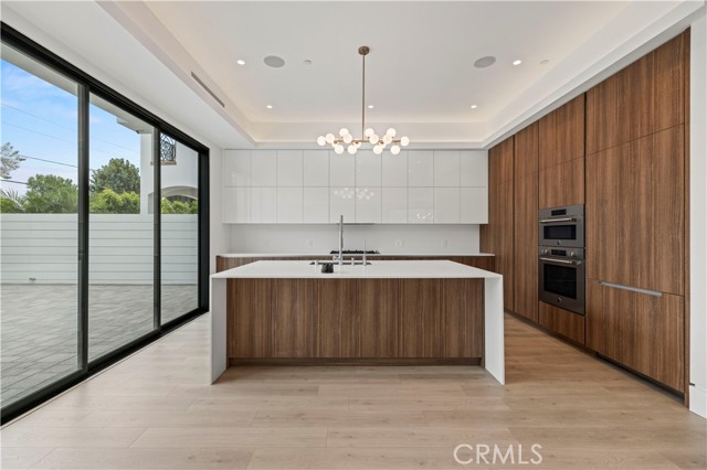 Detail Gallery Image 29 of 75 For 4532 Katherine, Sherman Oaks,  CA 91423 - 6 Beds | 6/1 Baths