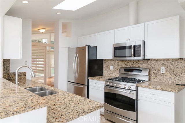 439 S Prospect Avenue, Manhattan Beach CA: https://media.crmls.org/medias/d3b7f7a2-8352-4aee-ac30-1ac797af5df7.jpg