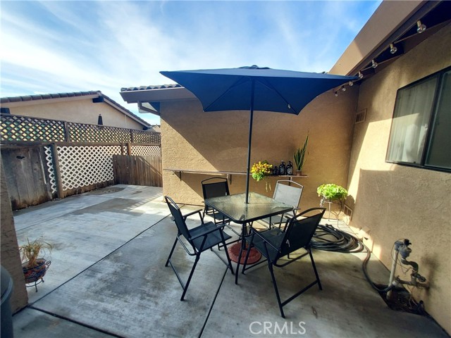Detail Gallery Image 14 of 19 For 746 E Magill Ave, Fresno,  CA 93710 - 2 Beds | 2 Baths
