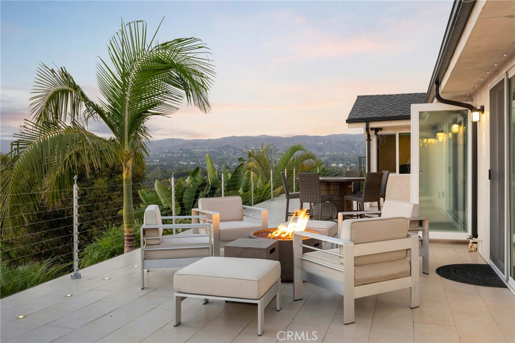109 S Eucalyptus Drive
