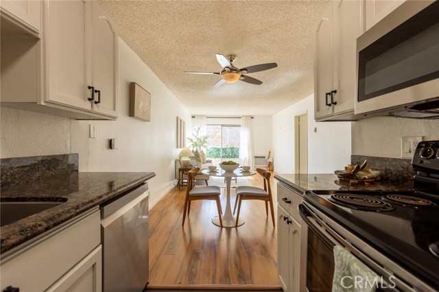 Detail Gallery Image 11 of 29 For 3565 Linden Ave #153, Long Beach,  CA 90807 - 2 Beds | 2 Baths