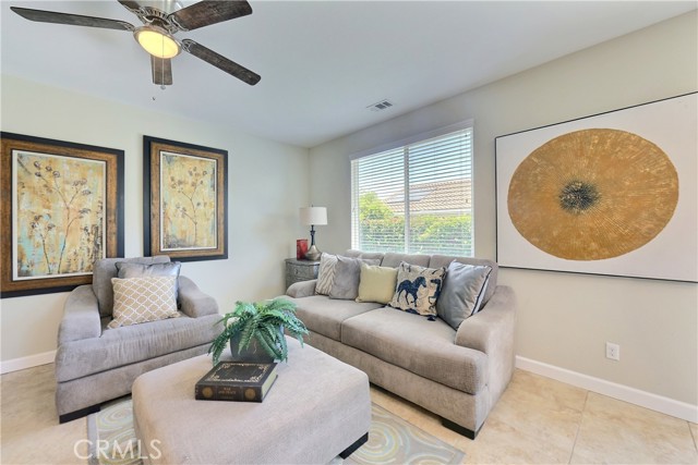 Detail Gallery Image 11 of 54 For 6727 Carnelian St, Jurupa Valley,  CA 91752 - 4 Beds | 2 Baths