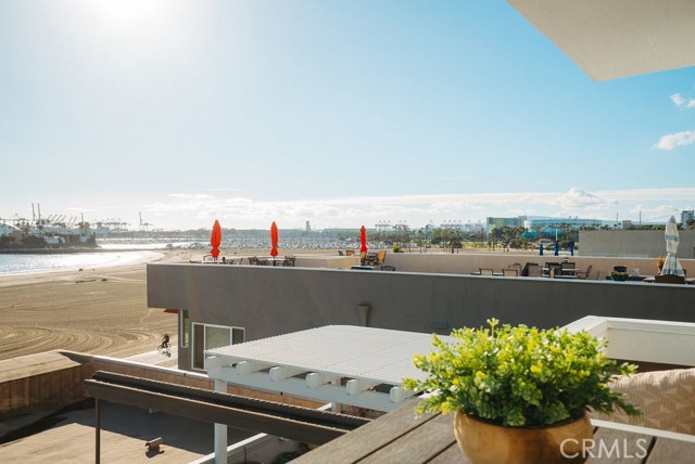 Detail Gallery Image 6 of 62 For 1200 E Ocean #52,  Long Beach,  CA 90802 - 2 Beds | 2 Baths