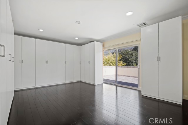 Detail Gallery Image 46 of 59 For 1025 E San Jose Ave, Burbank,  CA 91501 - 6 Beds | 6 Baths