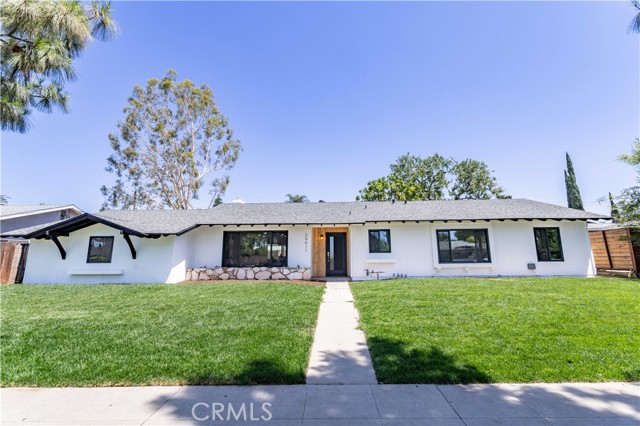 20611 Devonshire Street, Chatsworth CA: https://media.crmls.org/medias/d3b8f731-2fd5-4795-9ba2-c87b2639b2fe.jpg