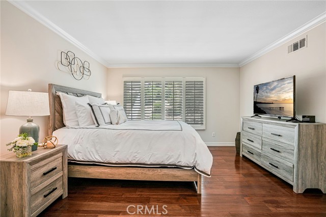 20 Wayfaire, Rancho Santa Margarita CA: https://media.crmls.org/medias/d3b91b3c-58c8-40e5-80d2-2a5e479f69e4.jpg