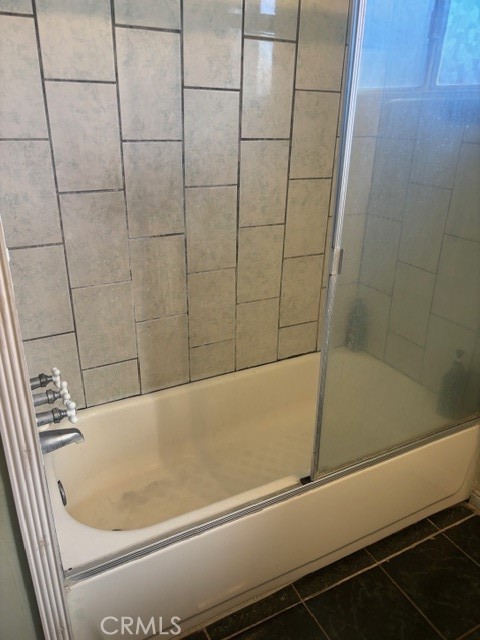 Detail Gallery Image 2 of 15 For 1027 Aquamarine, Corona,  CA 92882 - 1 Beds | 1/1 Baths