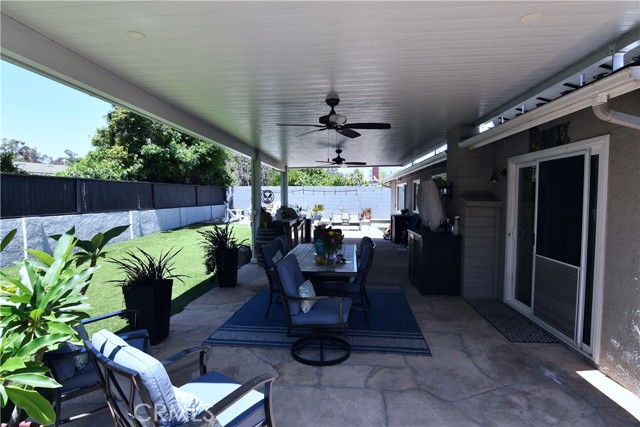 22551 Costa Bella Drive, Lake Forest CA: https://media.crmls.org/medias/d3baa702-0940-4df4-ae4d-3a5453c91dff.jpg