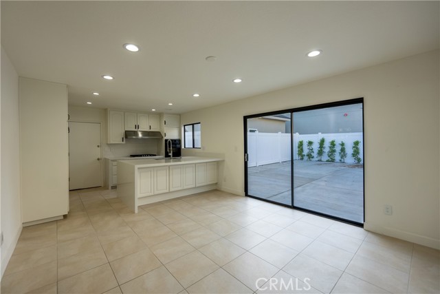 Detail Gallery Image 11 of 27 For 10419 Amigo Ave, Porter Ranch,  CA 91326 - 3 Beds | 2 Baths