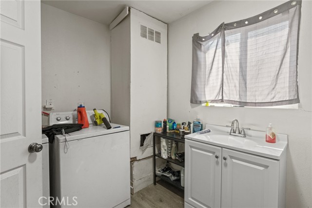 2838 N G Street, San Bernardino CA: https://media.crmls.org/medias/d3bb6874-1d9b-4b8a-bf1b-b001dbb2a5b0.jpg
