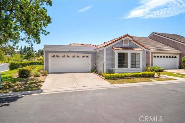 28147 Alava, Mission Viejo CA: https://media.crmls.org/medias/d3bb97c7-1113-45a1-a37f-7629f2ee485c.jpg