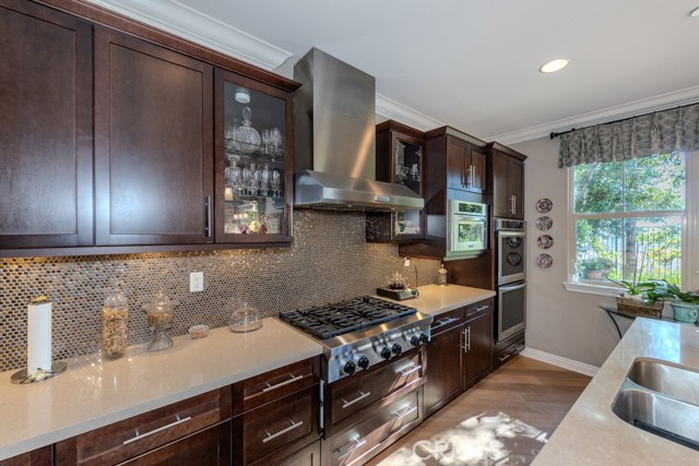 Image 30 of 75 For 30 Vivido St