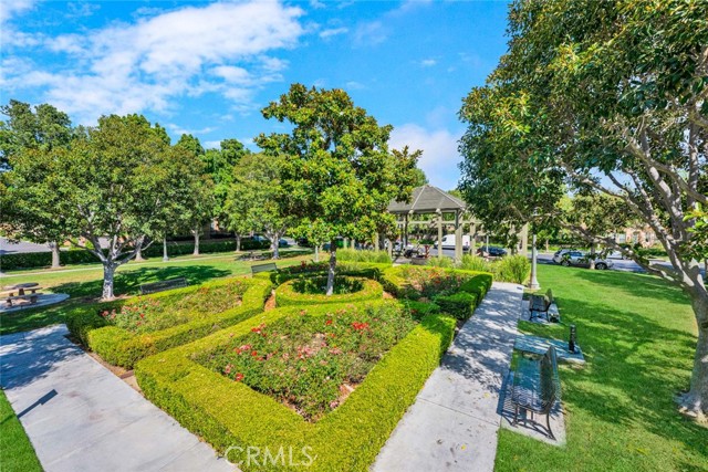 45 Modesto, Irvine CA: https://media.crmls.org/medias/d3bcde87-1703-4e30-afa9-2a730d8cdb9f.jpg