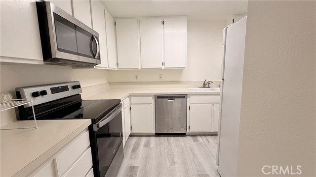 1126 Fairview Avenue, Arcadia CA: https://media.crmls.org/medias/d3bce406-bf0e-44b7-8333-b9c45636ce66.jpg