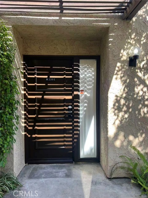 Detail Gallery Image 19 of 19 For 239 Linwood Ave #E,  Monrovia,  CA 91006 - 3 Beds | 3 Baths