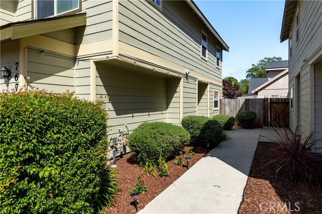 Detail Gallery Image 3 of 31 For 7675 Navajoa Ave #4,  Atascadero,  CA 93422 - 3 Beds | 2/1 Baths