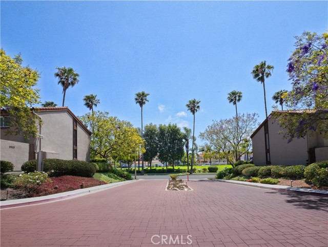 5921 Armaga Spring, Rancho Palos Verdes, California 90275, 3 Bedrooms Bedrooms, 0 ,1 BathroomBathrooms,Residential,For Sale,Armaga Spring,0,PV26107528